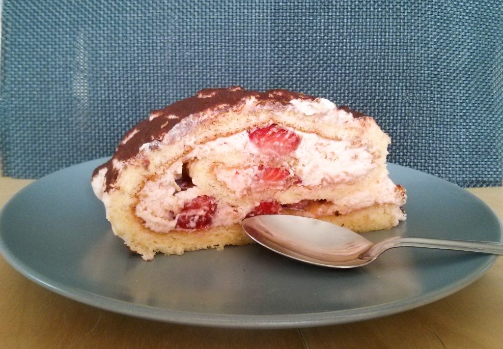 Tiramisu roulé aux fraises Tiramisu roulé aux fraises